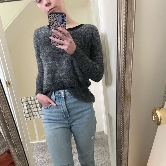 Bundle 3/$15 - Simply Vera Fuzzy Sweater - Picture 2 of 3